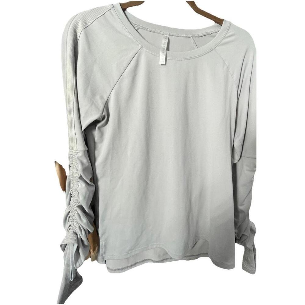 Fabletics Top Size Med Adjustable Long Sleeve Gray Cinch Sleeve Thumbholes